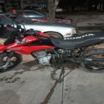 Motochorros se enfrentaron a la Policía tras...