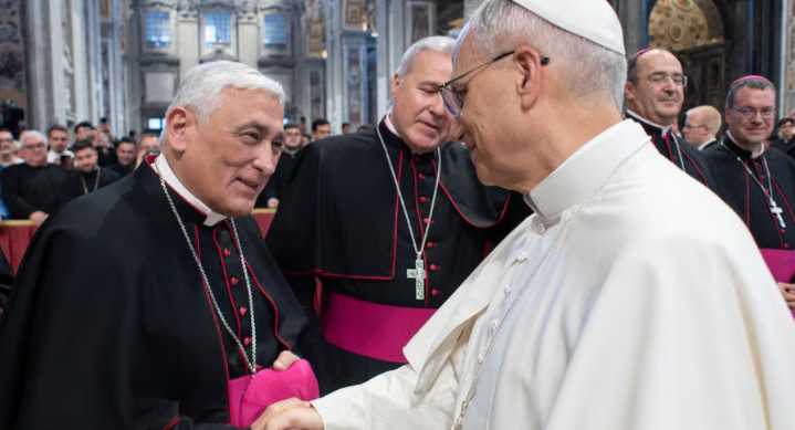 O Vaticano acepta a renuncia do bispo de Cádiz tras a acusación de abusos sexuais