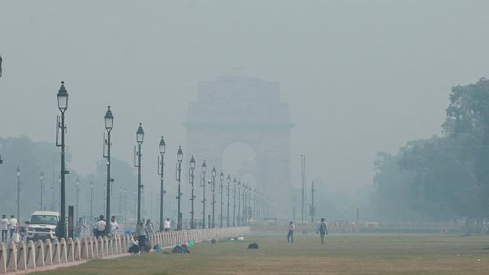 AQI at 392 today: Delhi just a breath away from ‘severe’ category