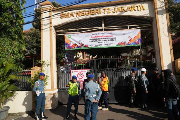 55 heridos tras explosiones en mezquita de Indonesia