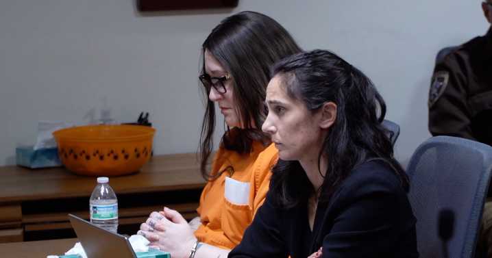 Appleton woman sentenced to life for killing boyfriend