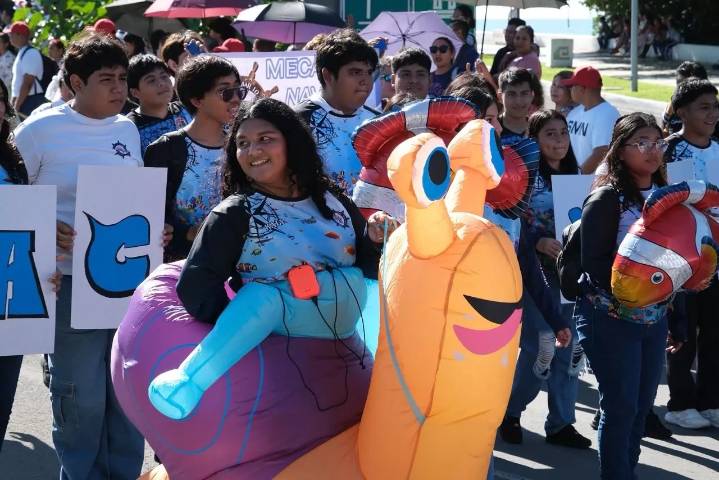 Chetumal conmemora con gran participación del pueblo quintanarroense el 115 aniversario de la Revolución Mexicana