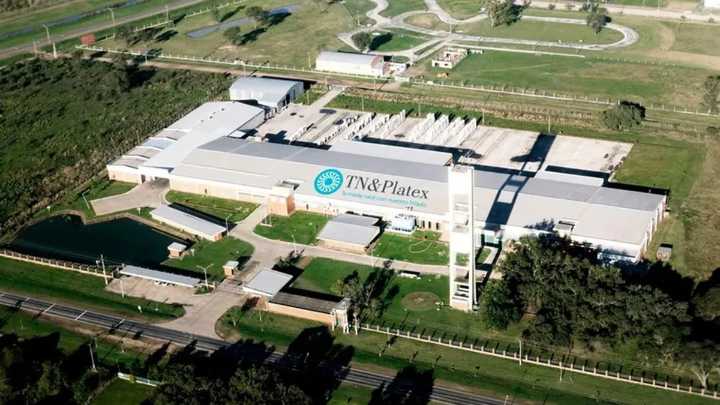 En Corrientes, la fábrica textil TN Platex cierra una de sus líneas y despide a trabajadores