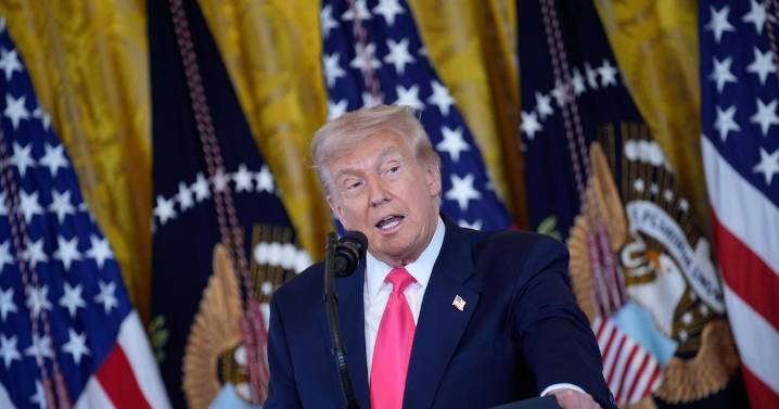 Se le hace a Trump: La BBC se disculpa con él un día antes de que expire su ultimátum