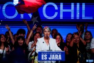 Jara a la carga: "Lamento que nadie recuerde una sola ley que Kast haya sacado por el bien del país"