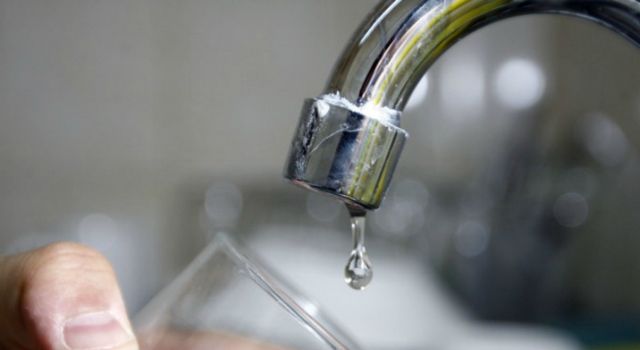Siguen los cortes de agua en Bogotá y Soacha: hasta 27 horas sin el servicio público