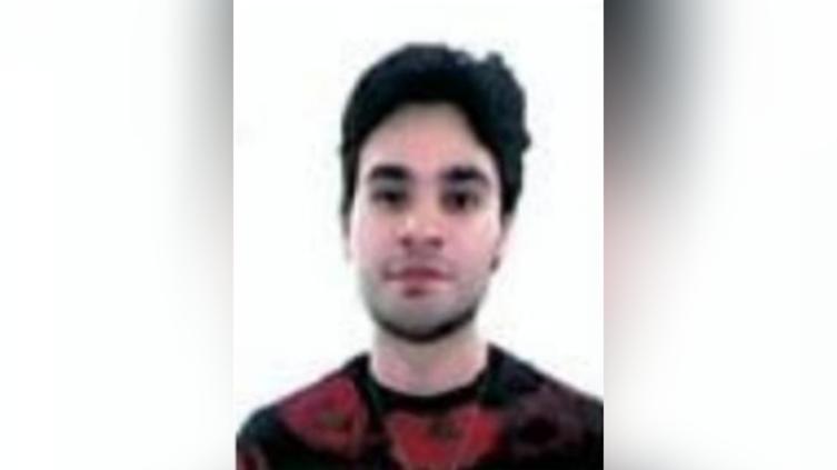 Buscan a Ronnie, de 22 años; desapareció al salir de Club Altozano