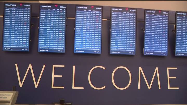 Nearly 400 cancellations reported Sunday at Hartsfield-Jackson Atlanta International Airport