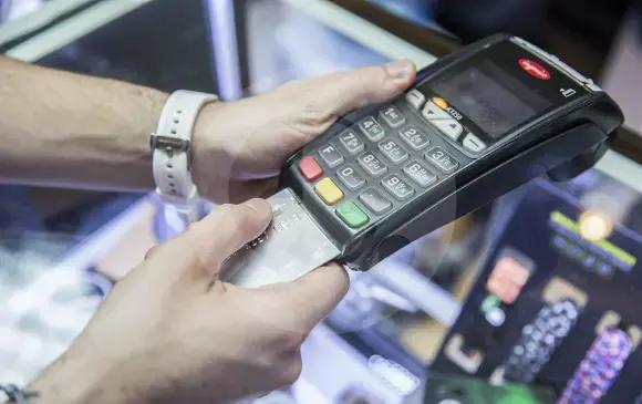 Pagos con datáfono en Colombia tendrán nuevos cambios por alianza entre Iris y Bold