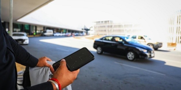 Secturjal pide a SICT liberar permisos para que plataformas puedan operar en el aeropuerto tapatío