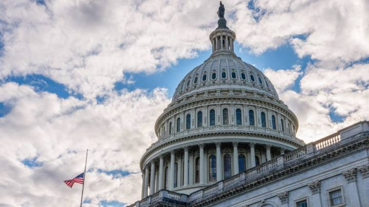 Senate approves bill to reopen government amid historic shutdown