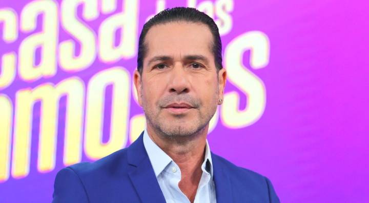 Gregorio Pernía, ‘El Titi’ de ‘Sin Senos Sí Hay Paraíso’, se convierte en padre por sexta vez