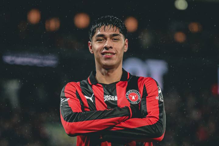 Gol y asistencia: Darío Osorio brilla en triunfo del Midtjylland por la Superliga de Dinamarca