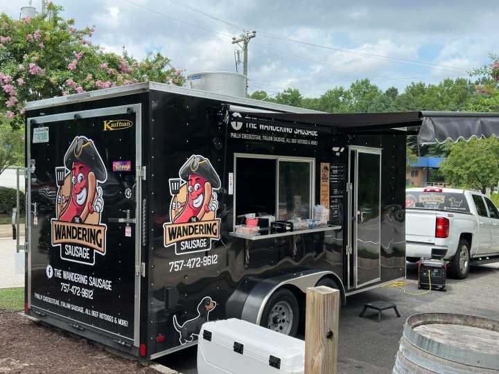 Food Truck Tracker: Here’s What Food Trucks in the Area are Doing