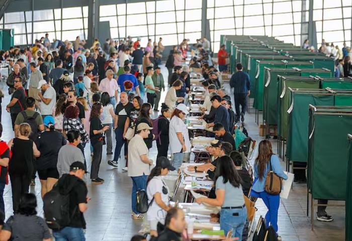 Cierran las urnas e inicia el conteo de votos en las elecciones presidenciales de Chile