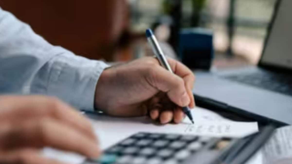 Bengaluru Man, Retired At 33, Now Lives Simple Life With ‘100X Expenses’