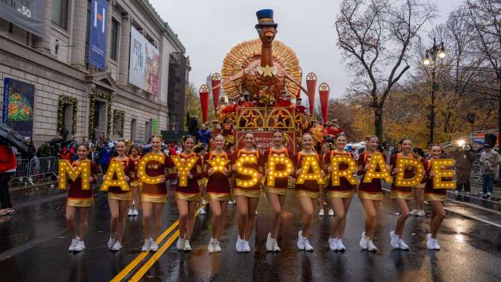 Where can I watch, stream the Macy's Thanksgiving Parade?
