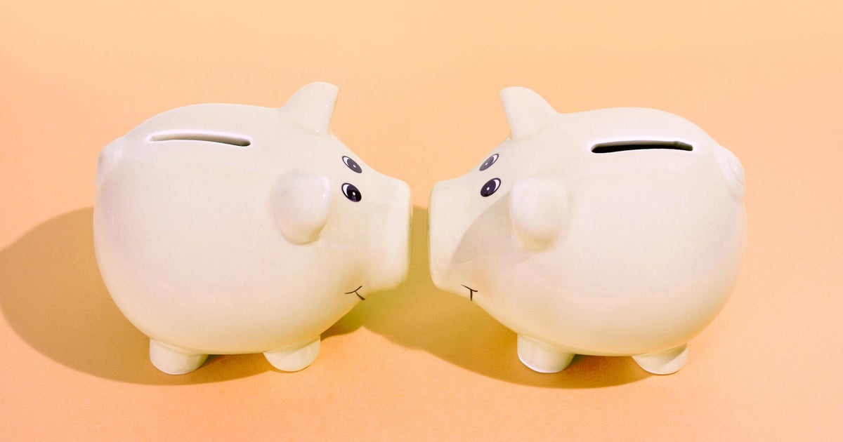 $10,000 high-yield savings account vs. $10,000 money market account: Which earns more after the Fed cut rates?