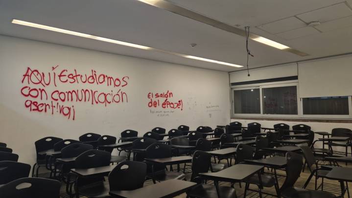 Seguirá Facultad de Ciencias Políticas clases en línea resto del semestre