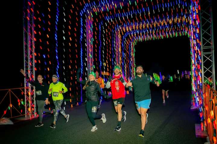 ‘Carmina Burana,’ Hillsboro Holly Days, and H2C Turkey Trot: 10 things to do this week