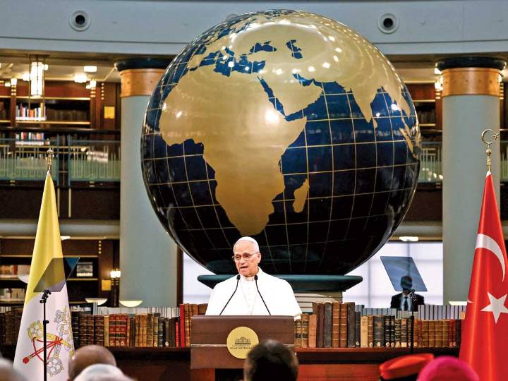 Primer viaje apostólico del papa; ‘Está en juego el futuro de la humanidad’: León