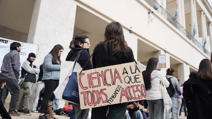 Una semana de ciencia cordobesa: la UNC abre las puertas de los institutos de investigación