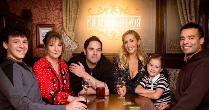 Coronation Street finally answers burning question about new Driscoll family