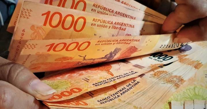 El Gobierno logró refinanciar vencimientos por $ 14 billones: qué pasó con el dólar y la tasa de interés