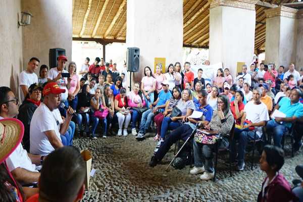 Más de 33 mil proyectos fueron postulados para la Consulta Popular