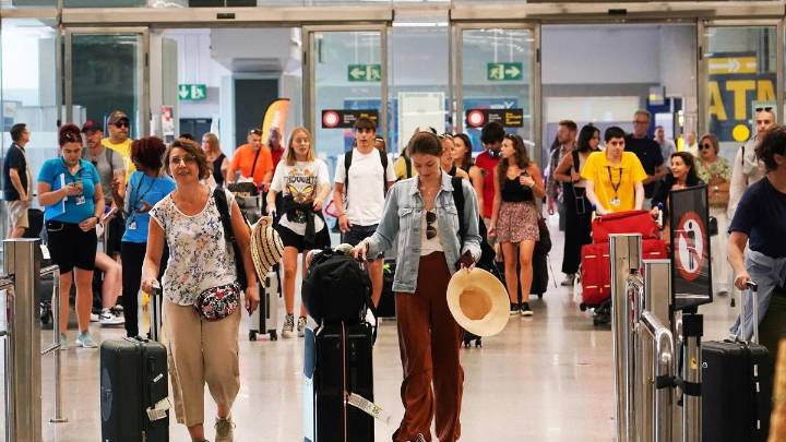 El aeropuerto de Málaga recibe más de 2,5 millones de pasajeros en octubre y marca un nuevo récord
