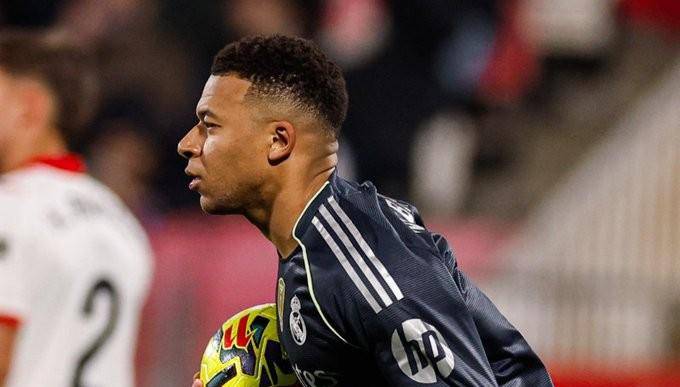 Mbappé alcanza récord de Cristiano, pero Real Madrid cede el liderato tras empate en Girona