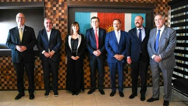 En Santiago, Jaldo destacó la agenda común del Norte Grande