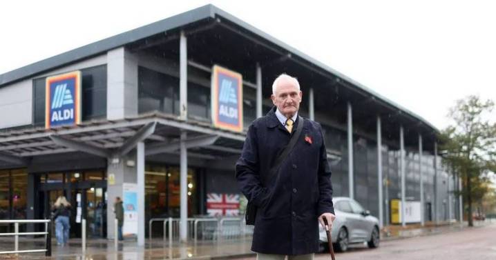 Elderly couple banned from Aldi after man delivers six