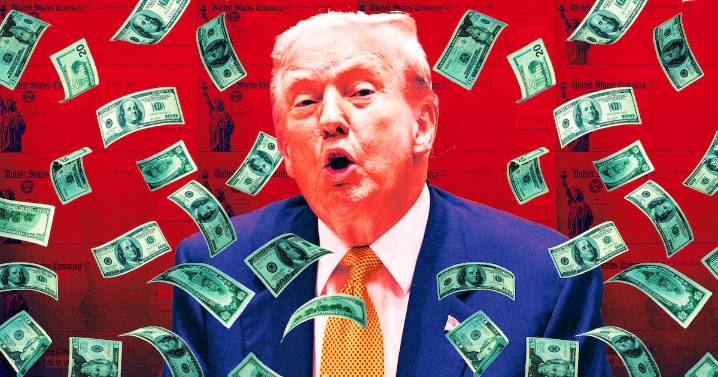 Trump, 79, Struggles with Basic Math on Refund Checks