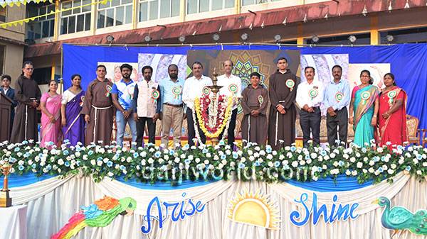‘Love humanity more than technology,’ says MCC Bank chairman Anil Lobo at Nirmala School Annual Day