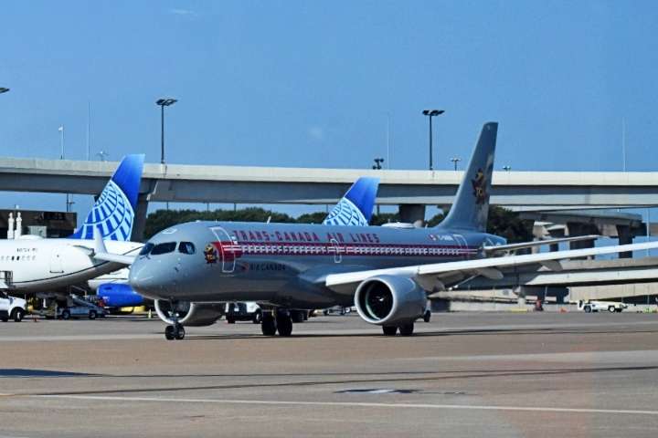 Dallas Fort Worth International Airport projects 3M ...