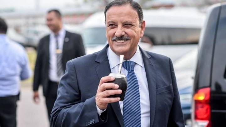 Quintela pidió la renuncia de todo su gabinete tras la ajustada victoria