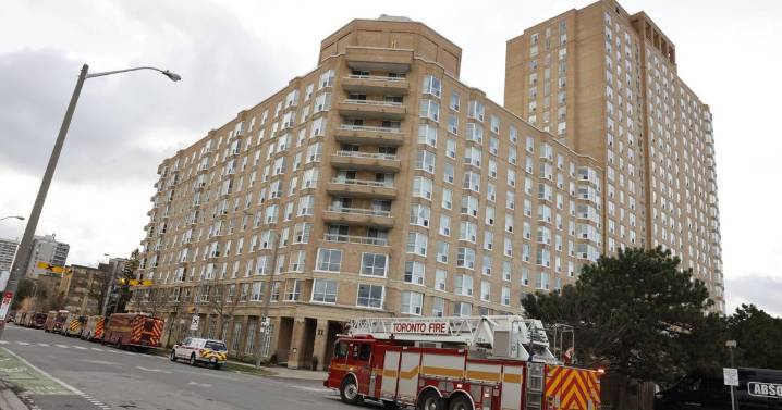 No timeline for Thorncliffe Park residents to return home