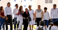 Claudia Sheinbaum entrega 225 viviendas en Playa del Carmen y anuncia avances en reestructuración de créditos Infonavit y Fovissste
