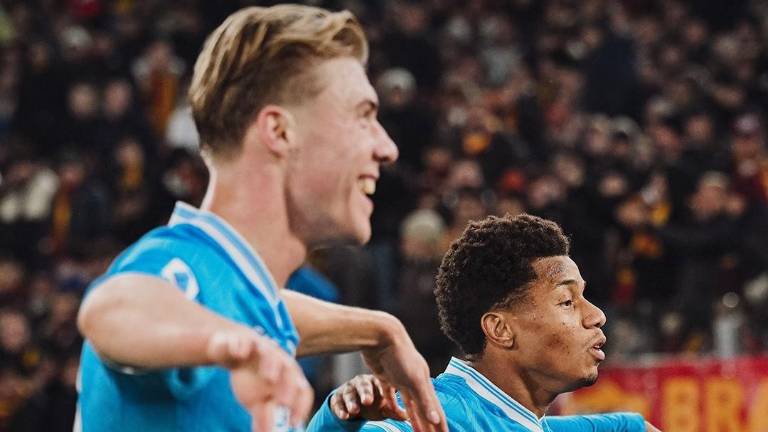 Napoli vence a la Roma y comparte la cima de la Serie A con el Milán