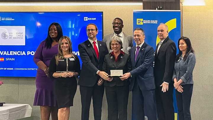 Miami entrega la llave del condado a la UPV como reconocimiento a su liderazgo y proyección internacional