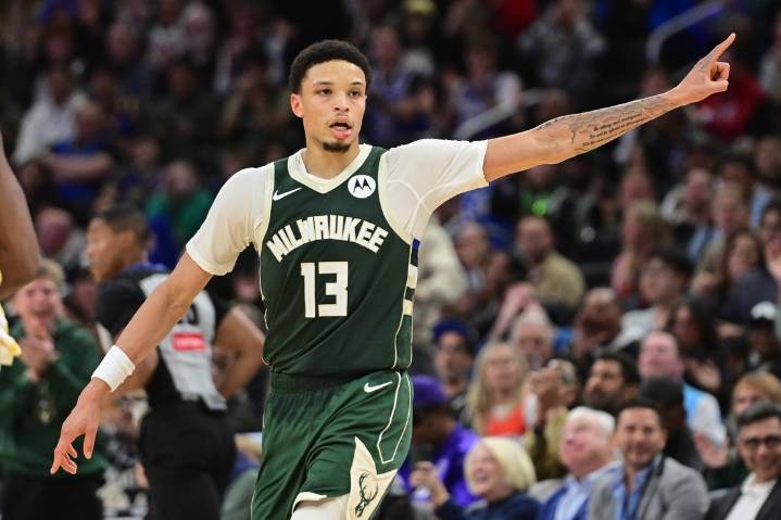 Deadspin | Ryan Rollins thriving of late as Bucks face skidding Kings