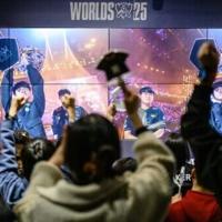 Faker's T1 win third back-to-back League of Legends world crown