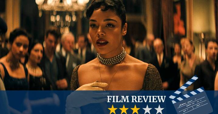 Review | Tessa Thompson's bold take on Hedda Gabler