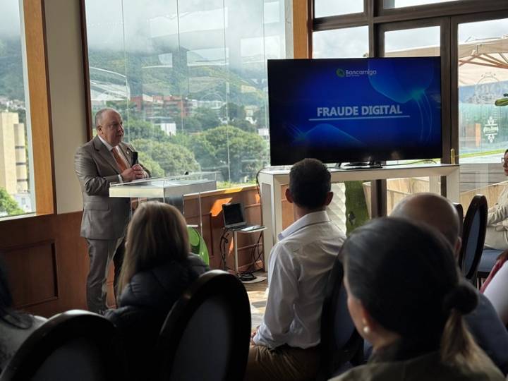 Bancamiga impulsa primer ciclo de charlas sobre ciberseguridad con clientes