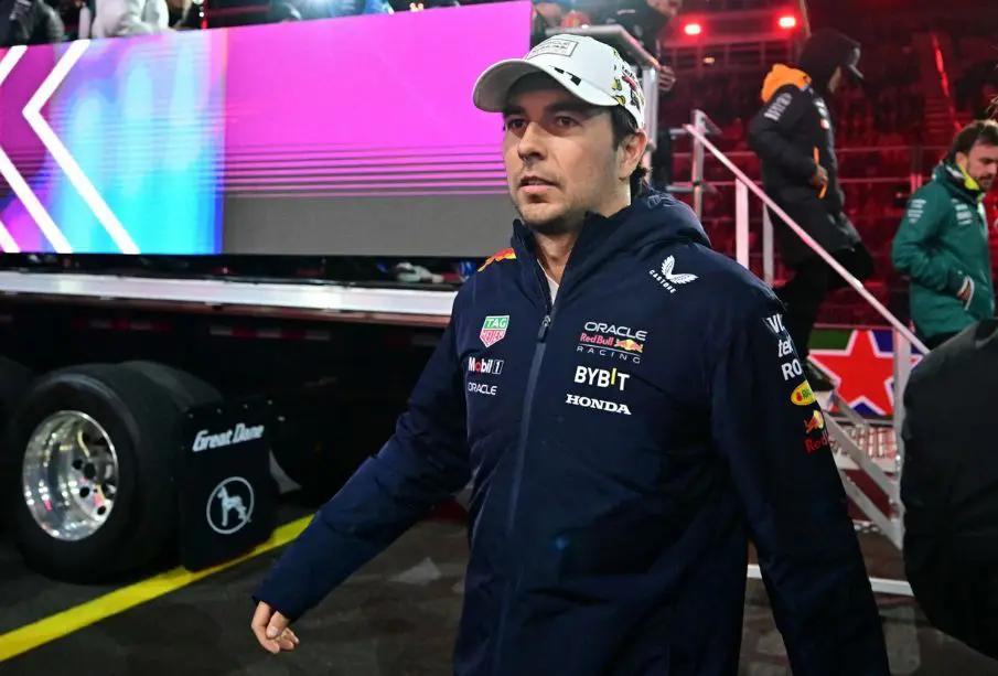 Checo Pérez aparece en la Sphere de Las Vegas y desata rumores rumbo al GP 2025