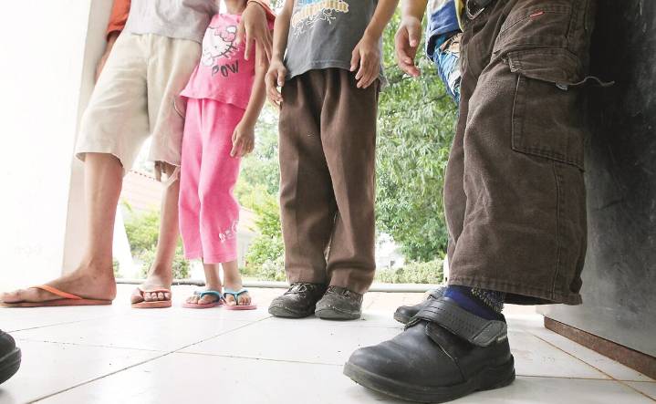 Rescatan en Colombia a 17 menores de secta judío