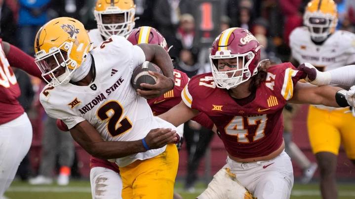 AP Player of Week: Jeff Sims sets Arizona State QB rushing record with 228 yards against Iowa State