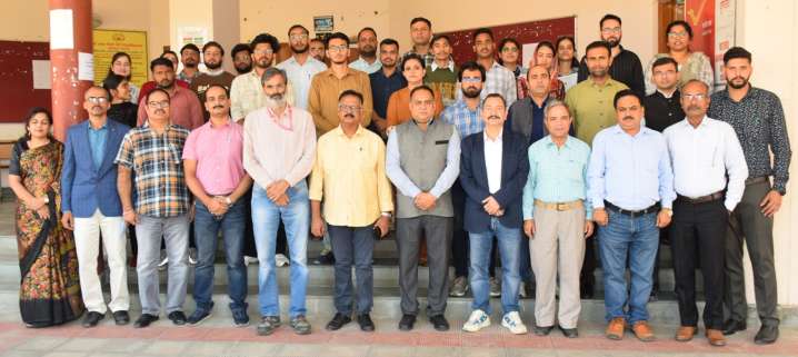A Workshop on MATLAB Organized at SMVD University