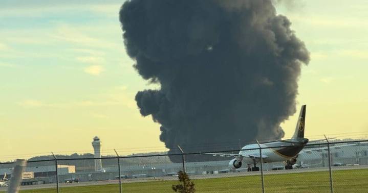 UPDATE: At least 7 dead in UPS plane crash in Kentucky